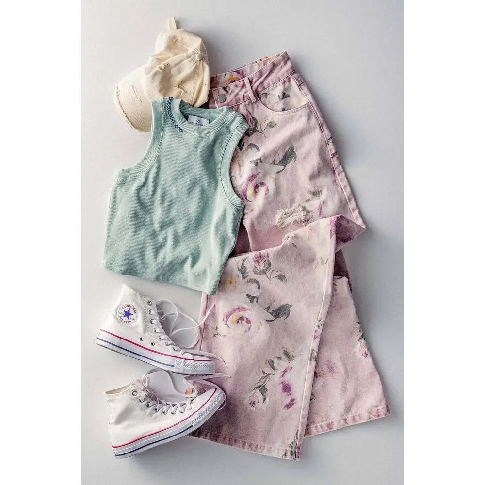 Urban Daizy Romantic Rose Print High-Rise Denim Pants - Picture 10 of 10